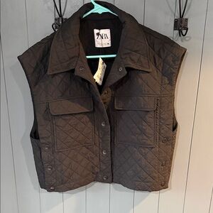 ZARA Quilted Cropped Vest - Black
